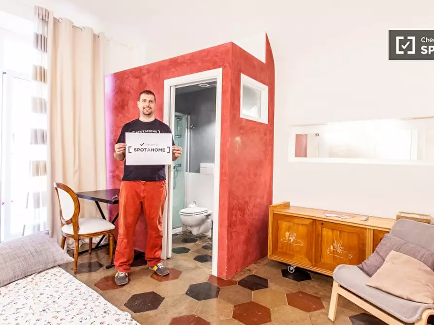 Immagine 5 di Camera condivisa in affitto  in Via dei Campani a Roma