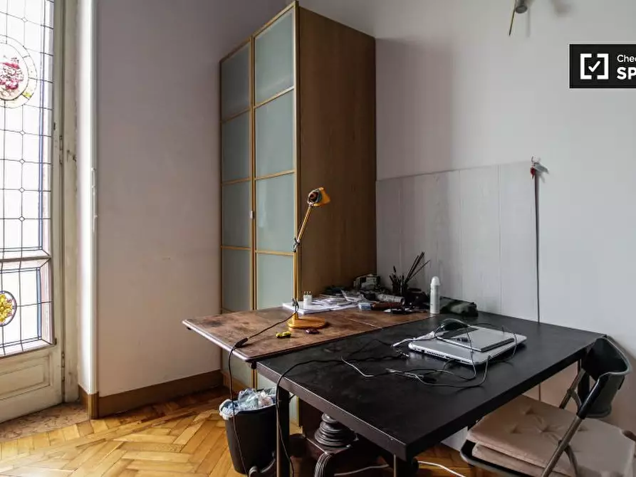 Immagine 4 di Camera condivisa in affitto  in Corso S. Maurizio a Torino