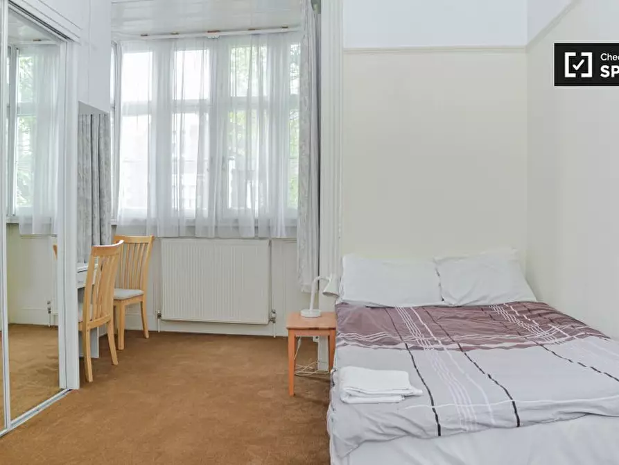 Immagine 4 di Ufficio in affitto  in FF St Anns Villas a Kensington