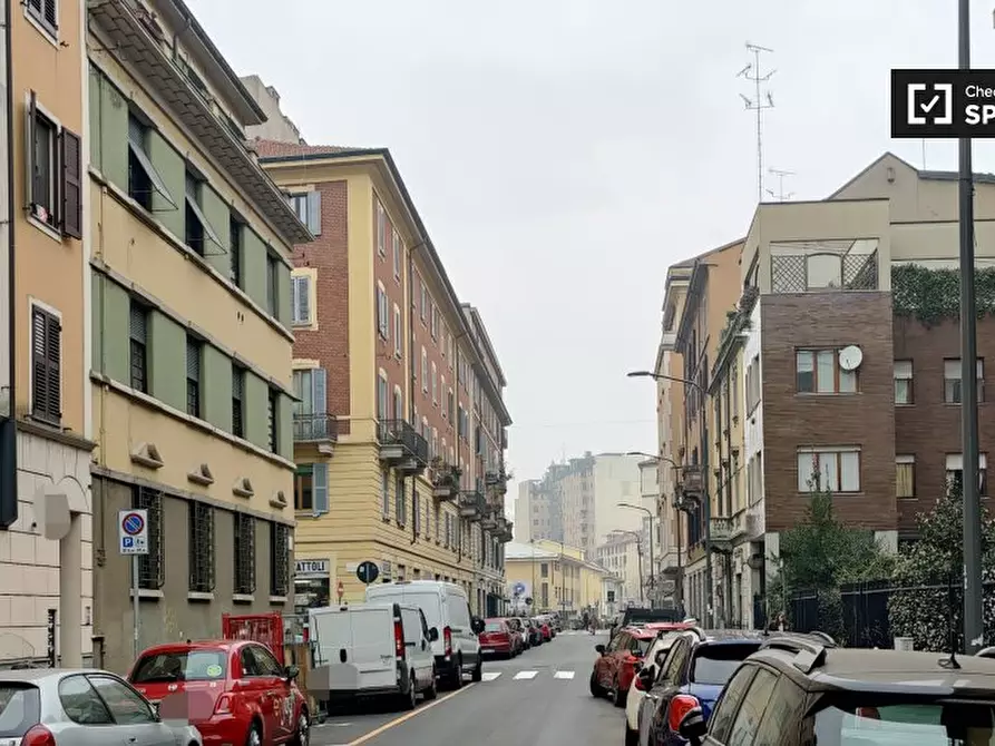 Immagine 15 di Camera condivisa in affitto  in Via Don Bosco a Milano