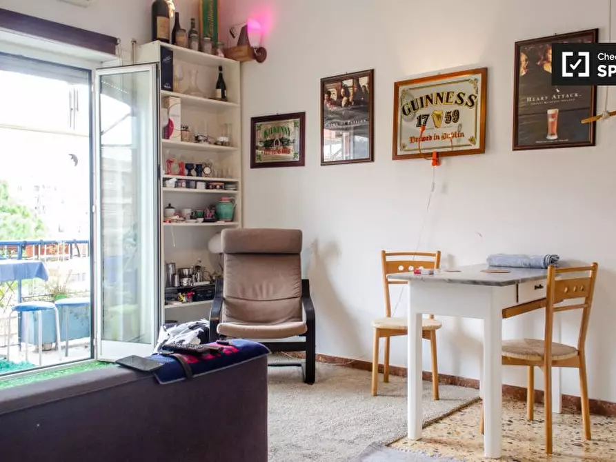 Immagine 7 di Camera condivisa in affitto  in Via Renzo da Ceri, 00176 Roma RM, Italy a Roma