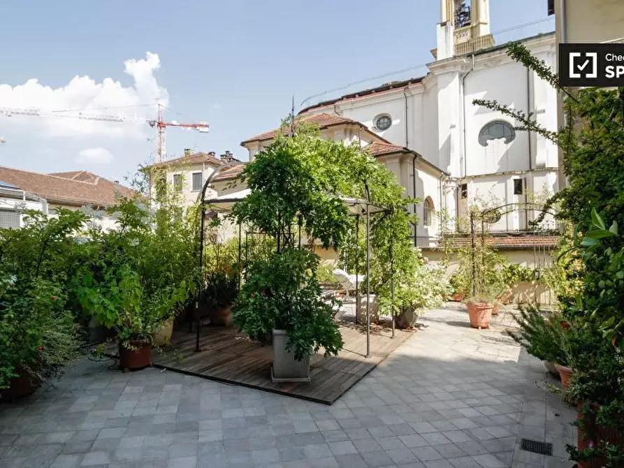 Immagine 13 di Appartamento in affitto  in Via Po, 10124 Torino TO, Italy a Torino