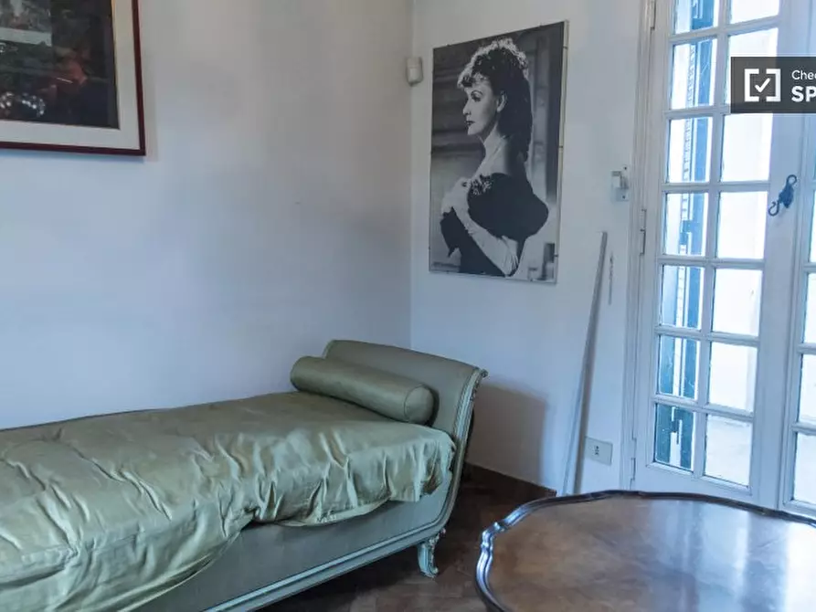 Immagine 11 di Appartamento in affitto  in Via della Camilluccia a Roma