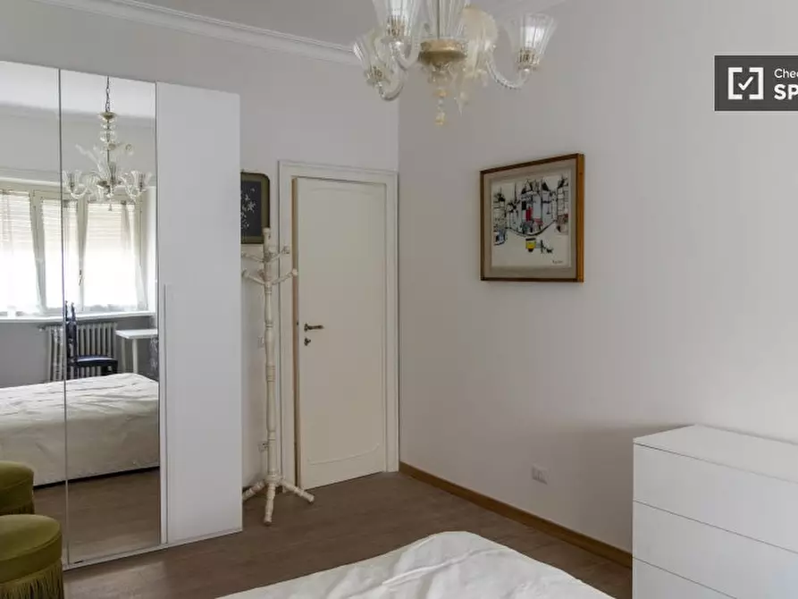 Immagine 3 di Camera condivisa in affitto  in Via Ottorino Lazzarini a Roma