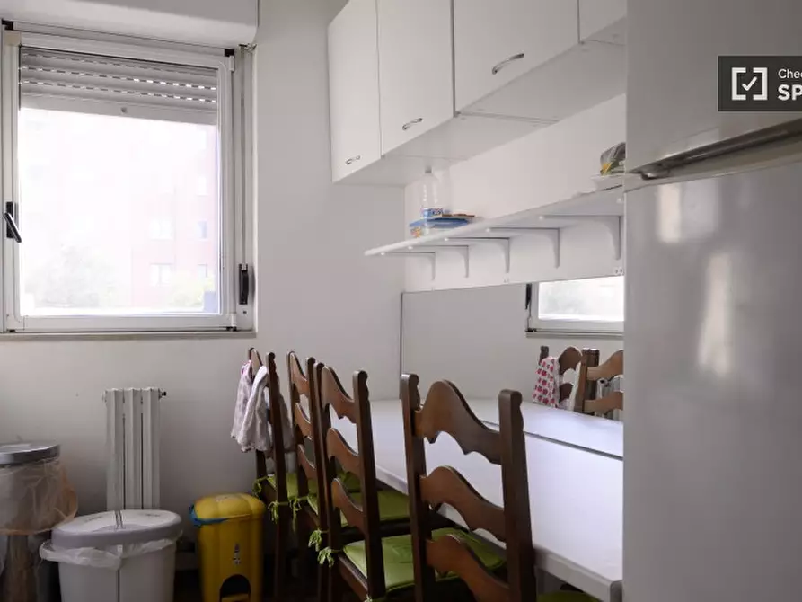 Immagine 11 di Camera condivisa in affitto  in Via dei Missaglia a Milano