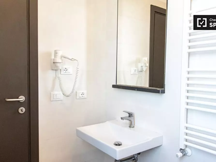 Immagine 8 di Appartamento in affitto  in Via della Marranella a Roma