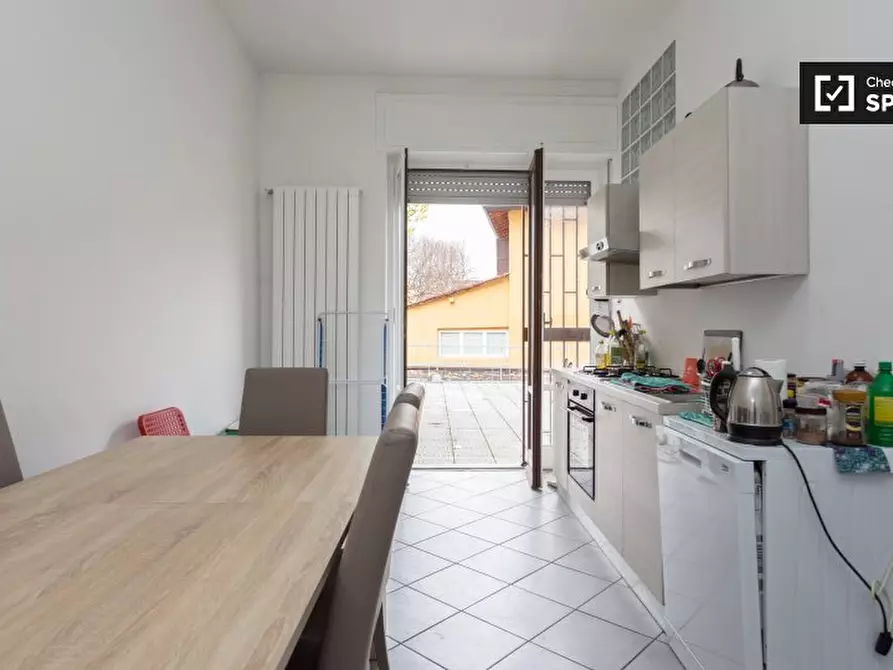 Immagine 5 di Camera condivisa in affitto  in Via Ettore Ponti a Milano