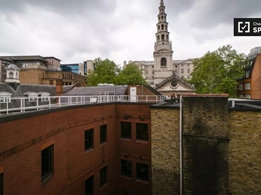 Immagine 10 di Ufficio in affitto  in Flat 4B, 5 New Bridge St, London EC4V 6AB a 