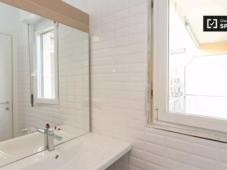 Immagine 6 di Camera condivisa in affitto  in Viale Giovanni da Cermenate a Milano