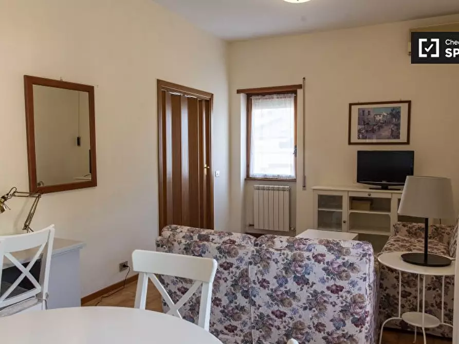 Immagine 4 di Appartamento in affitto  in Via Ildebrando Vivanti a Roma