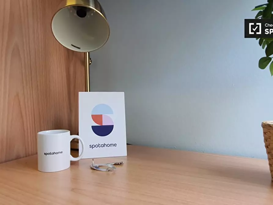 Immagine 7 di Camera condivisa in affitto  in Via Anton Giulio Barrili a Milano