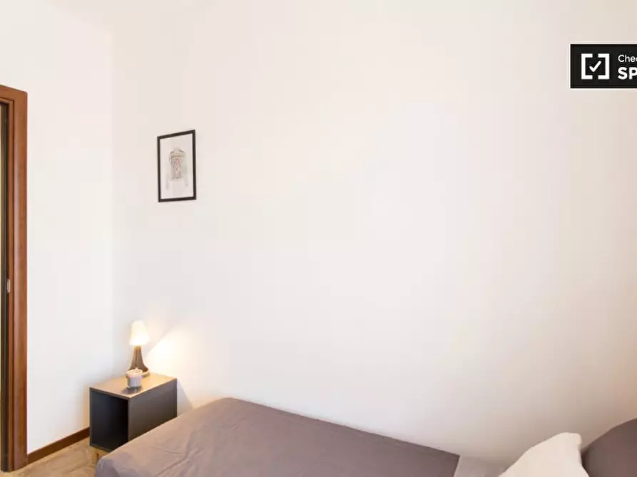 Immagine 2 di Camera condivisa in affitto  in Via Savona, 20144 Milano MI, Italy a Milano