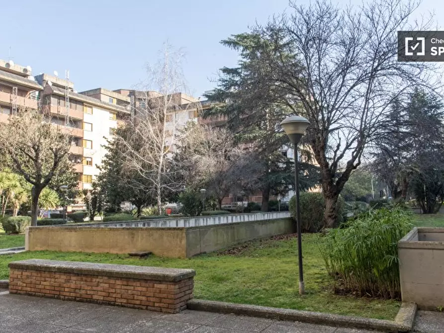 Immagine 19 di Appartamento in affitto  in Largo Valerio Bacigalupo a Roma