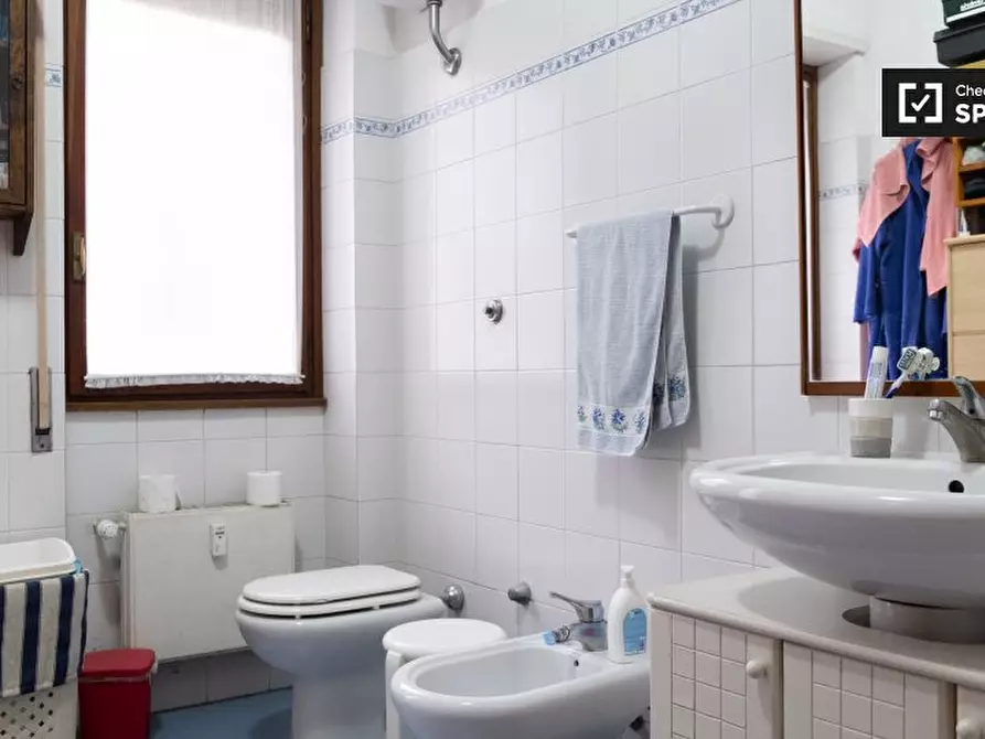 Immagine 15 di Camera condivisa in affitto  in Via Enrico Mizzi a Roma