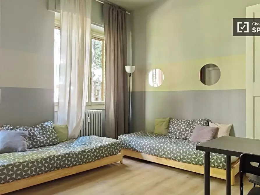 Immagine 2 di Ufficio in affitto  in Viale Famagosta a Milano