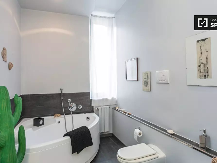 Immagine 6 di Camera condivisa in affitto  in Via Enrico Nöe a Milano