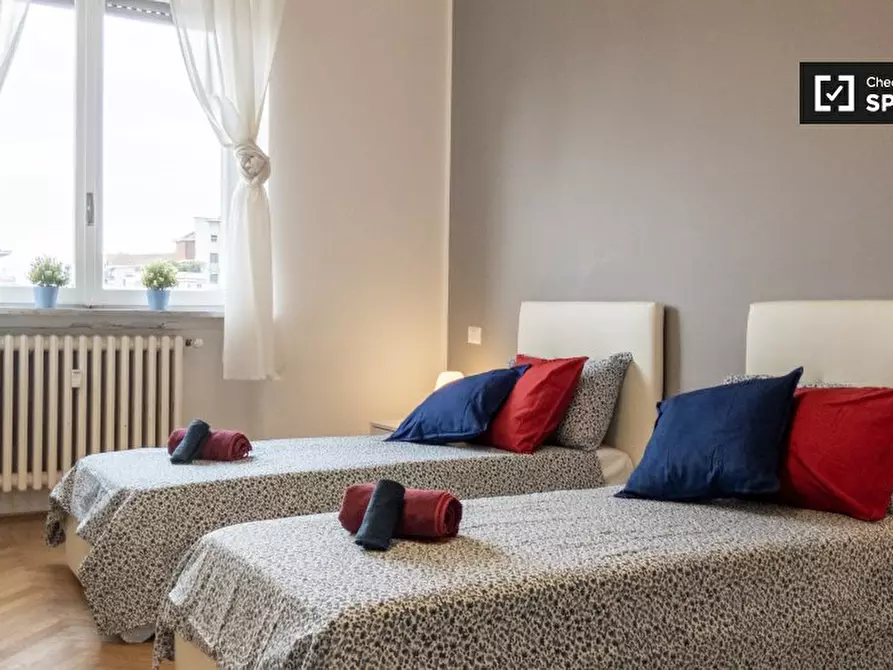 Immagine 4 di Camera condivisa in affitto  in Via Saverio Altamura a Milano