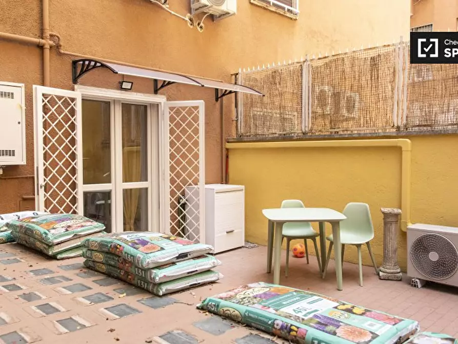 Immagine 13 di Appartamento in affitto  in Viale delle Medaglie d'Oro a Roma