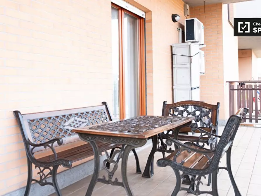 Immagine 12 di Camera condivisa in affitto  in Via Giuseppe Gregoraci a Roma