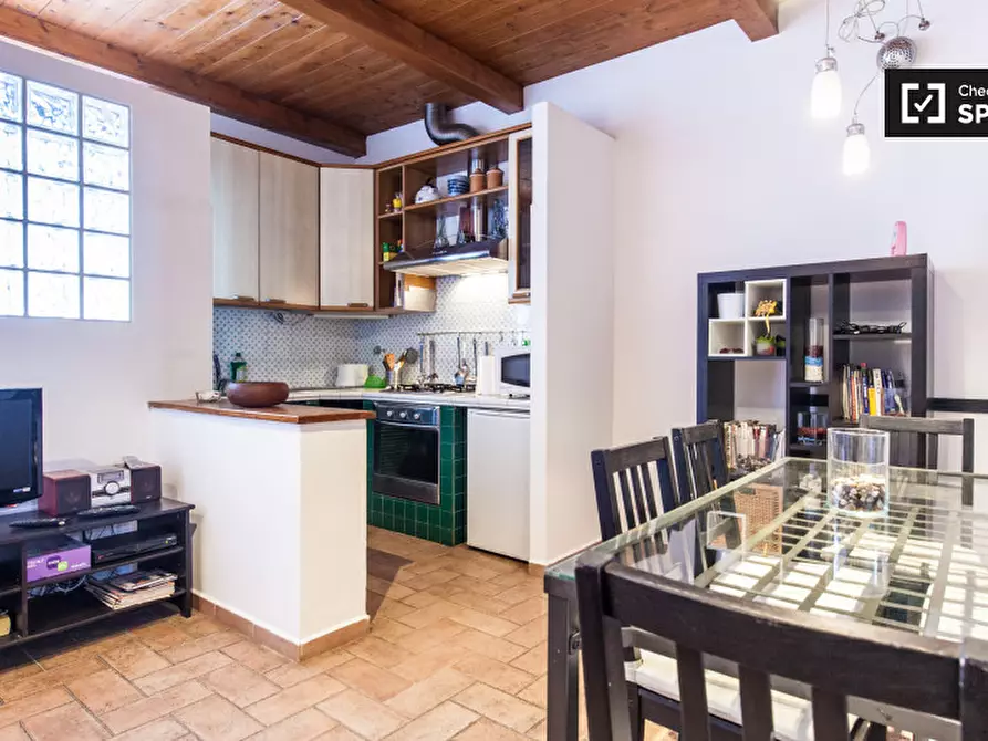 Immagine 2 di Appartamento in affitto  in Via Garibaldi a Roma