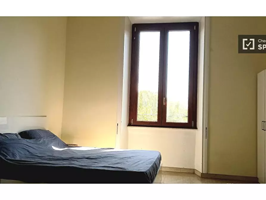 Immagine 8 di Camera condivisa in affitto  in Piazza Vittorio Emanuele II, 00185 Roma RM, Italy a Roma