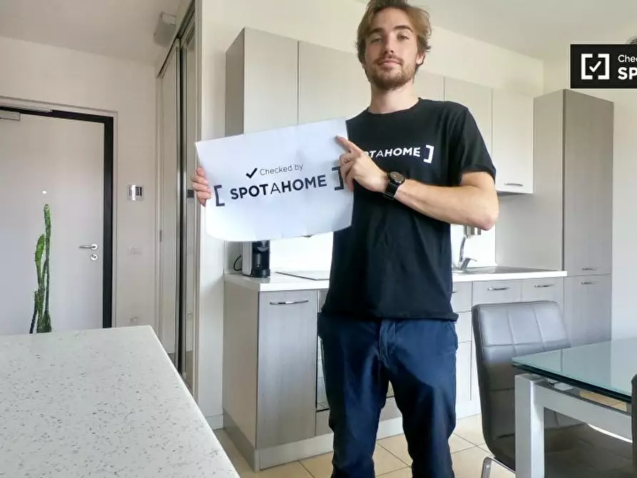 Immagine 6 di Appartamento in affitto  in Via Varesina, 20156 Milano MI, Italy a Milano