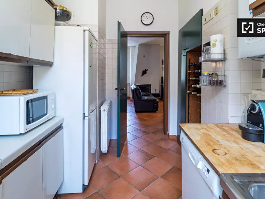 Immagine 8 di Appartamento in affitto  in Via Altaguardia a Milano