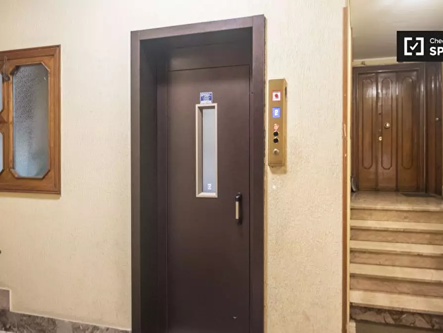 Immagine 19 di Camera condivisa in affitto  in Via Fabio Numerio a Roma
