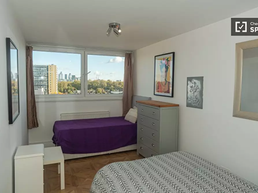 Immagine 19 di Appartamento in affitto  in Surrey Lane a Wandsworth