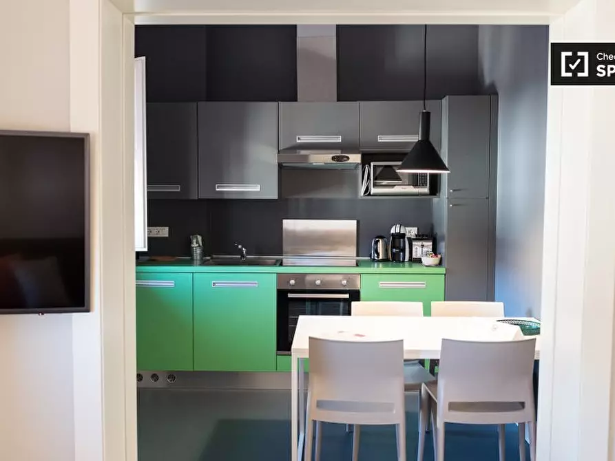 Immagine 5 di Appartamento in affitto  in Via Irnerio a Bologna