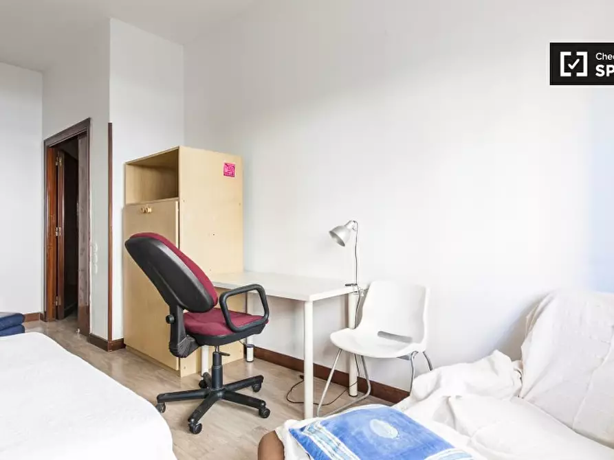 Immagine 4 di Camera condivisa in affitto  in Via Pietro Mascagni a Roma