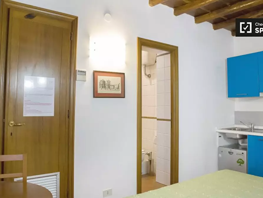 Immagine 3 di Appartamento in affitto  in Via Zucchelli a Roma