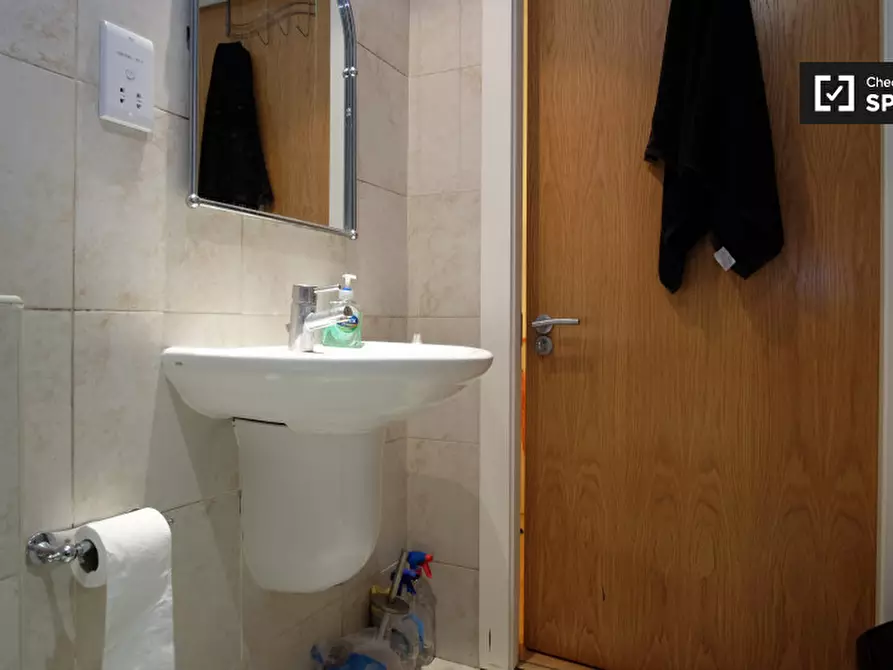Immagine 8 di Camera condivisa in affitto  in Seward Street a Islington