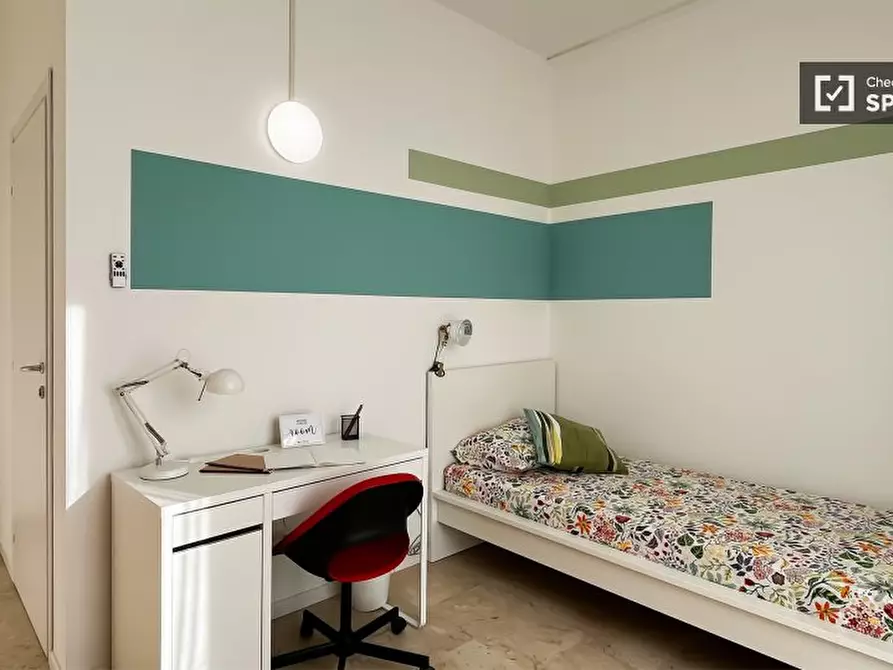 Immagine 11 di Camera condivisa in affitto  in Via Ajaccio a Milano