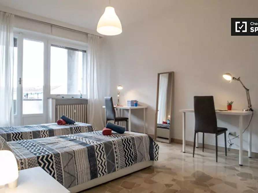 Immagine 4 di Camera condivisa in affitto  in Via Saverio Altamura a Milano