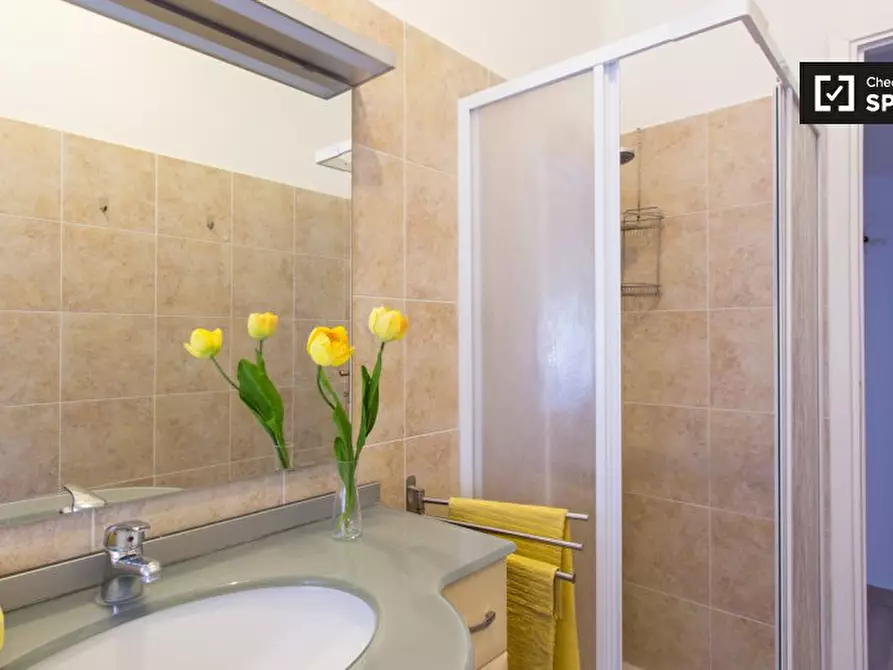 Immagine 12 di Camera condivisa in affitto  in Via Mincio a Milano