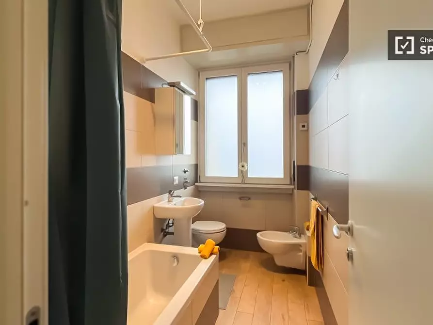 Immagine 4 di Camera condivisa in affitto  in Via Fratelli Rosselli a Milano