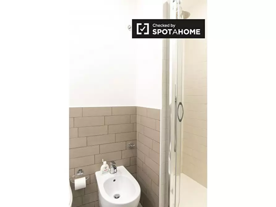 Immagine 5 di Ufficio in affitto  in Via Domenico Chelini a Roma