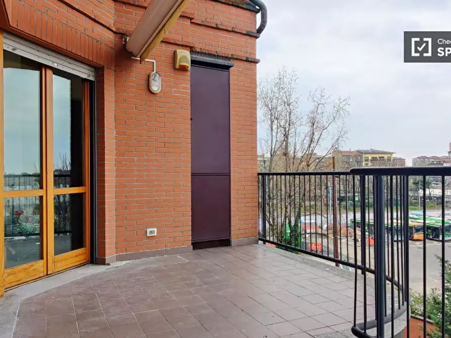 Immagine 13 di Camera condivisa in affitto  in Via Giambellino a Milano