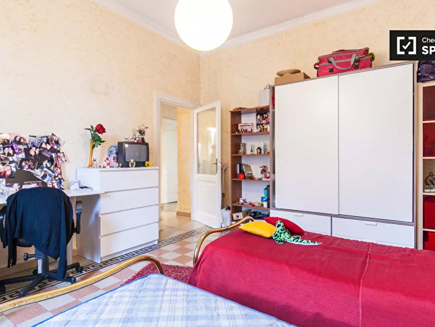 Immagine 3 di Camera condivisa in affitto  in Piazza Tommaso De Cristoforis a Roma