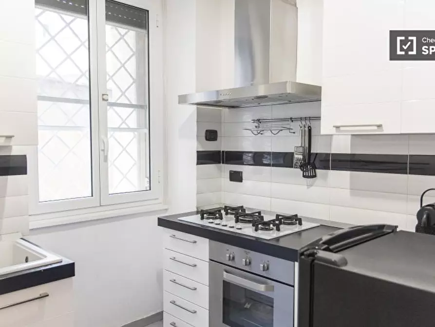 Immagine 12 di Appartamento in affitto  in Via Iberia a Roma