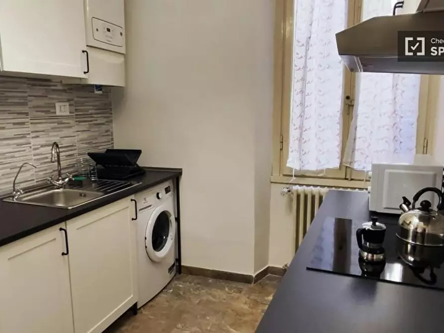 Immagine 11 di Camera condivisa in affitto  in Via della Colonna a Firenze