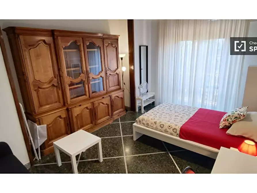 Immagine 5 di Camera condivisa in affitto  in Viale Fratelli Rosselli a Firenze