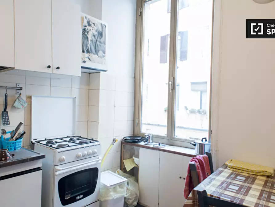 Immagine 17 di Camera condivisa in affitto  in Via Giovanni Giolitti a Roma