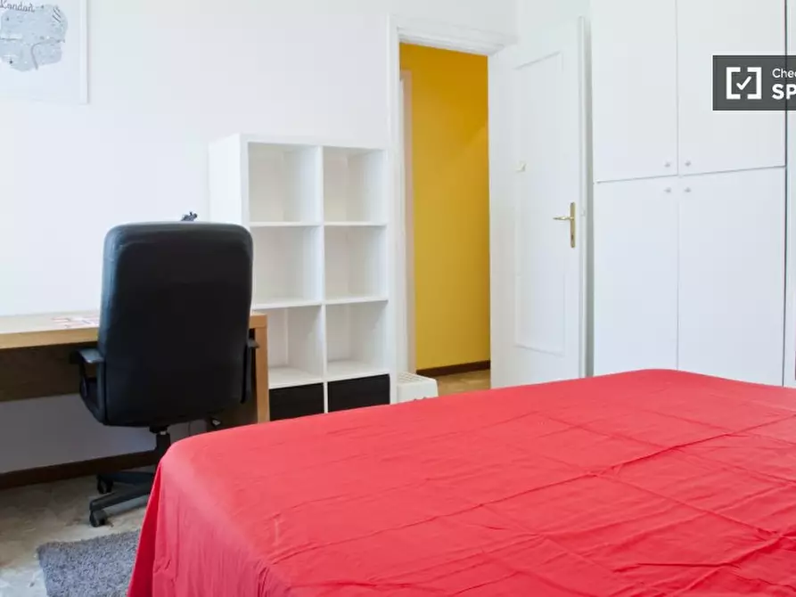 Immagine 2 di Camera condivisa in affitto  in Viale Libia a Roma