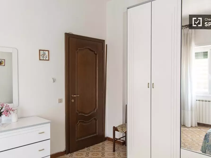 Immagine 14 di Camera condivisa in affitto  in Via Aurelio Mistruzzi a Roma