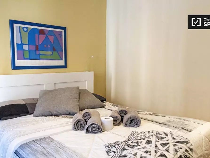 Immagine 3 di Camera condivisa in affitto  in Via Tigrè a Roma