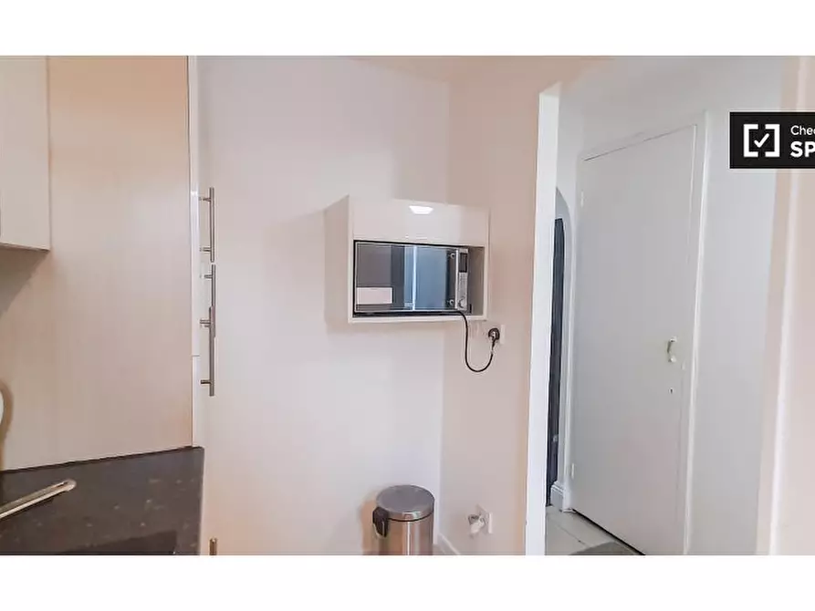 Immagine 7 di Appartamento in affitto  in Goldfinch Rd a Eltham