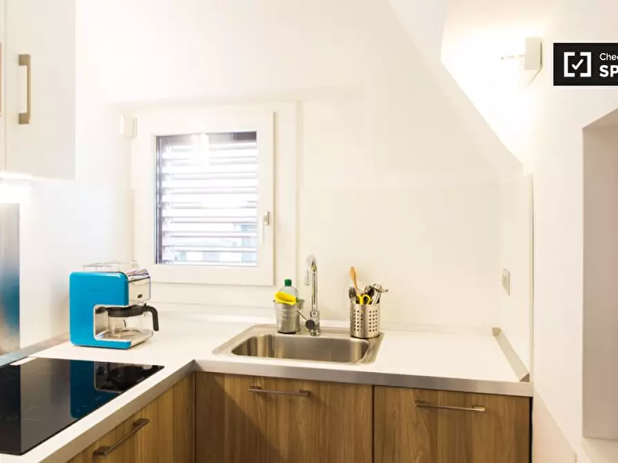 Immagine 8 di Ufficio in affitto  in Viale S. Gimignano, 20146 Milano MI, Italy a Milano