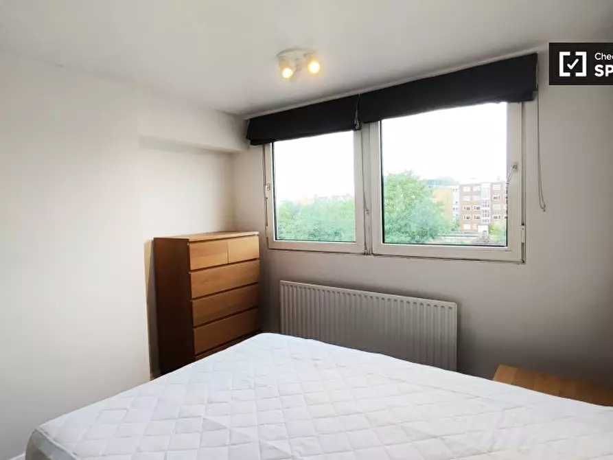 Immagine 3 di Camera condivisa in affitto  in Evenwood Cl a Wandsworth